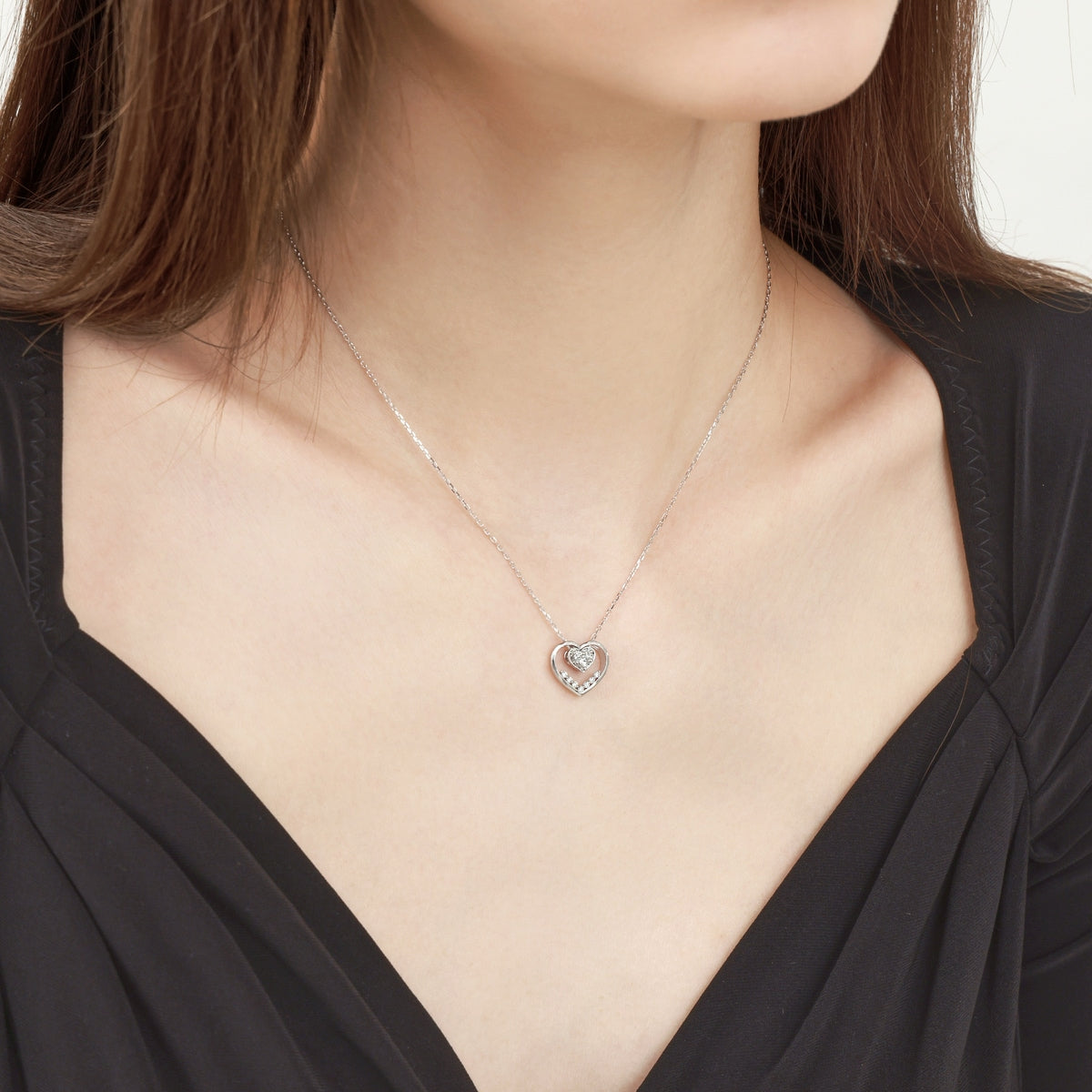 18K/750 Gold (White) Diamond Necklace