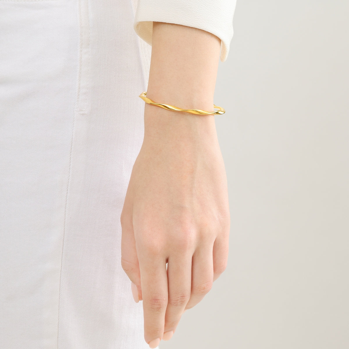 999 Gold Bangle
