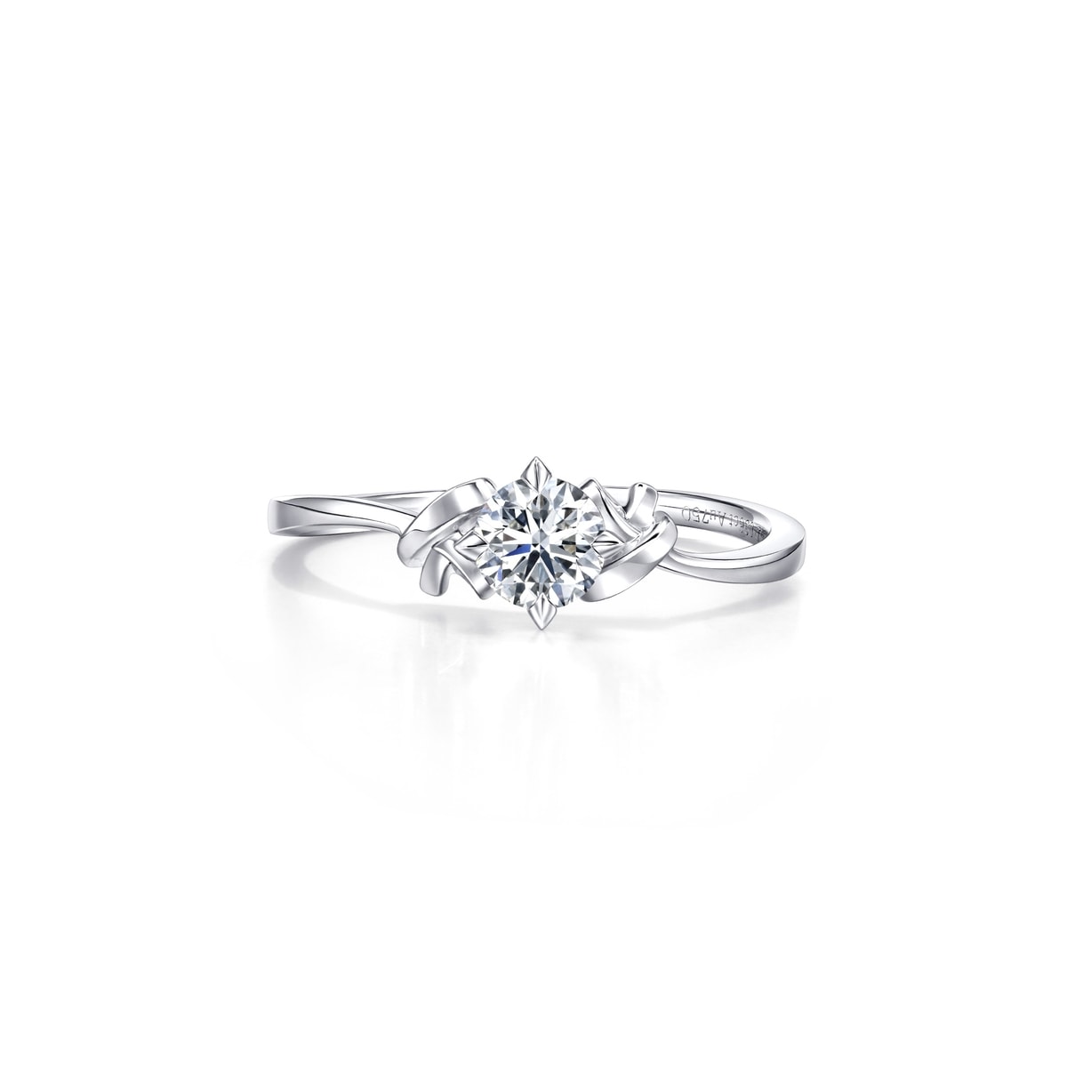 love-knot-white-gold-diamond-ring-chow-sang-sang