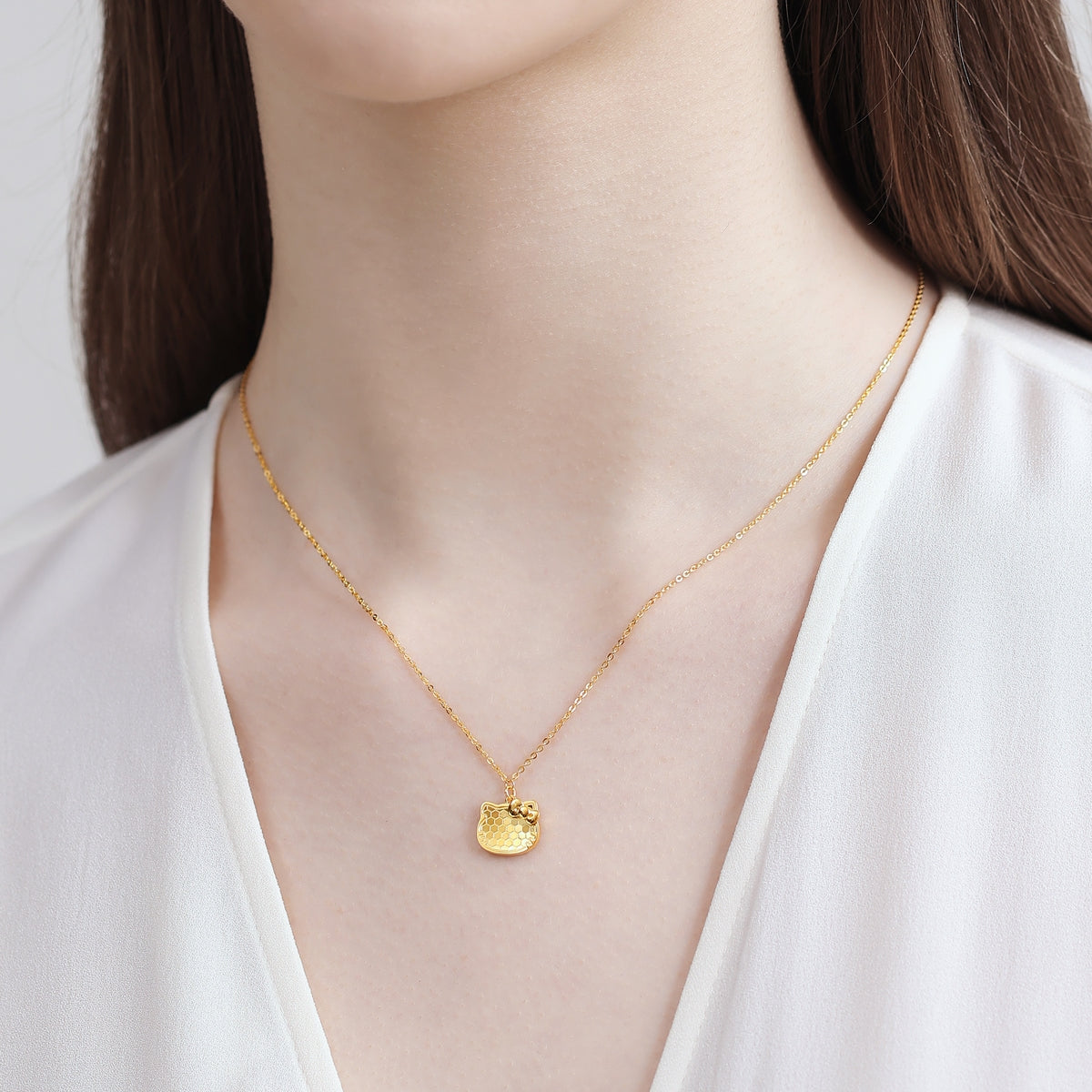 Hello Kitty' 999 Gold Necklace