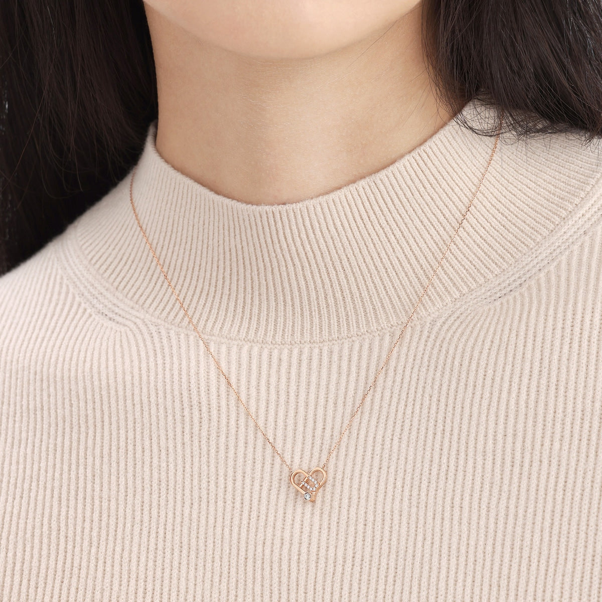 18K/750 Gold (Rose) Diamond Necklace