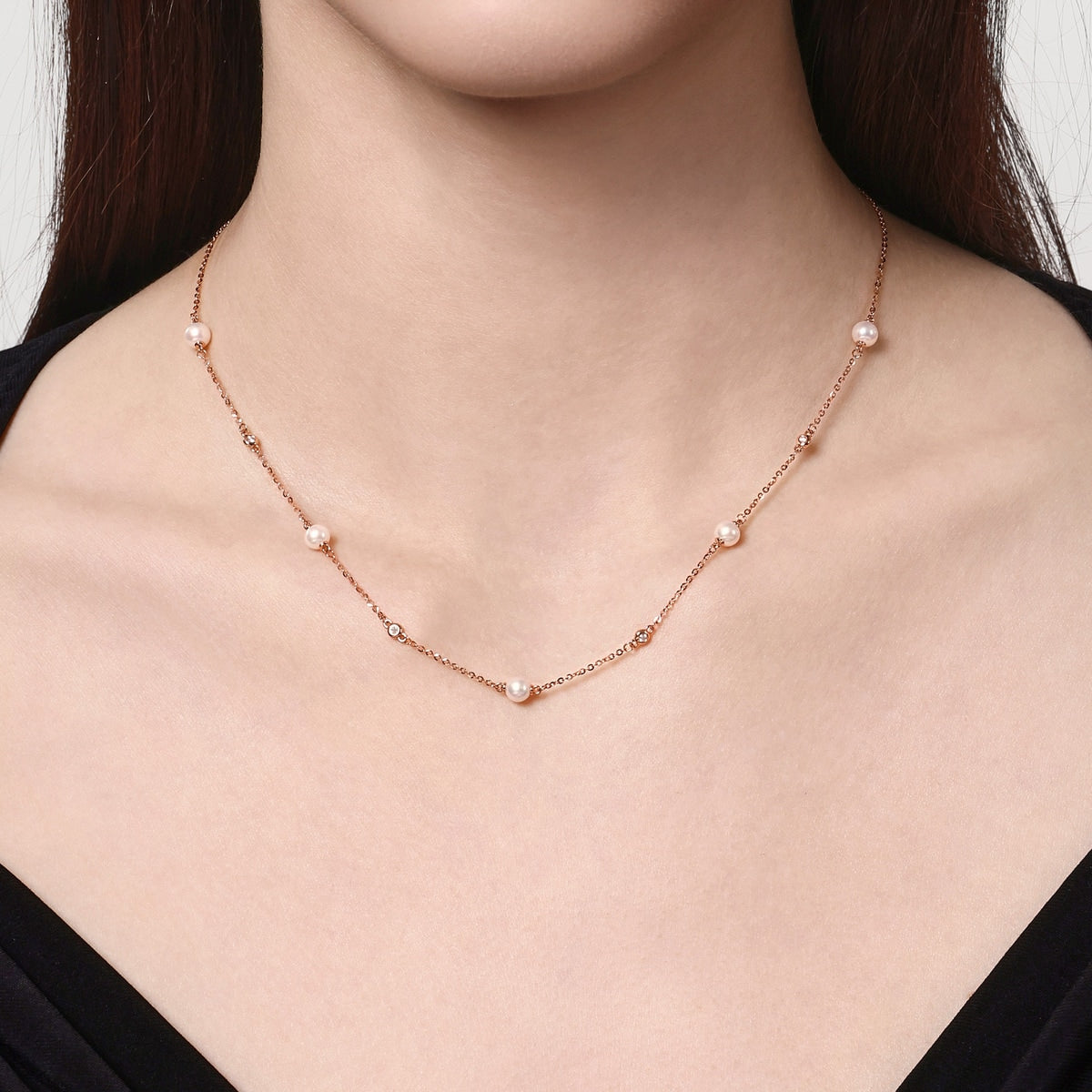 18K/750 Gold (Rose) Freshwater Cultured Pearl Necklace