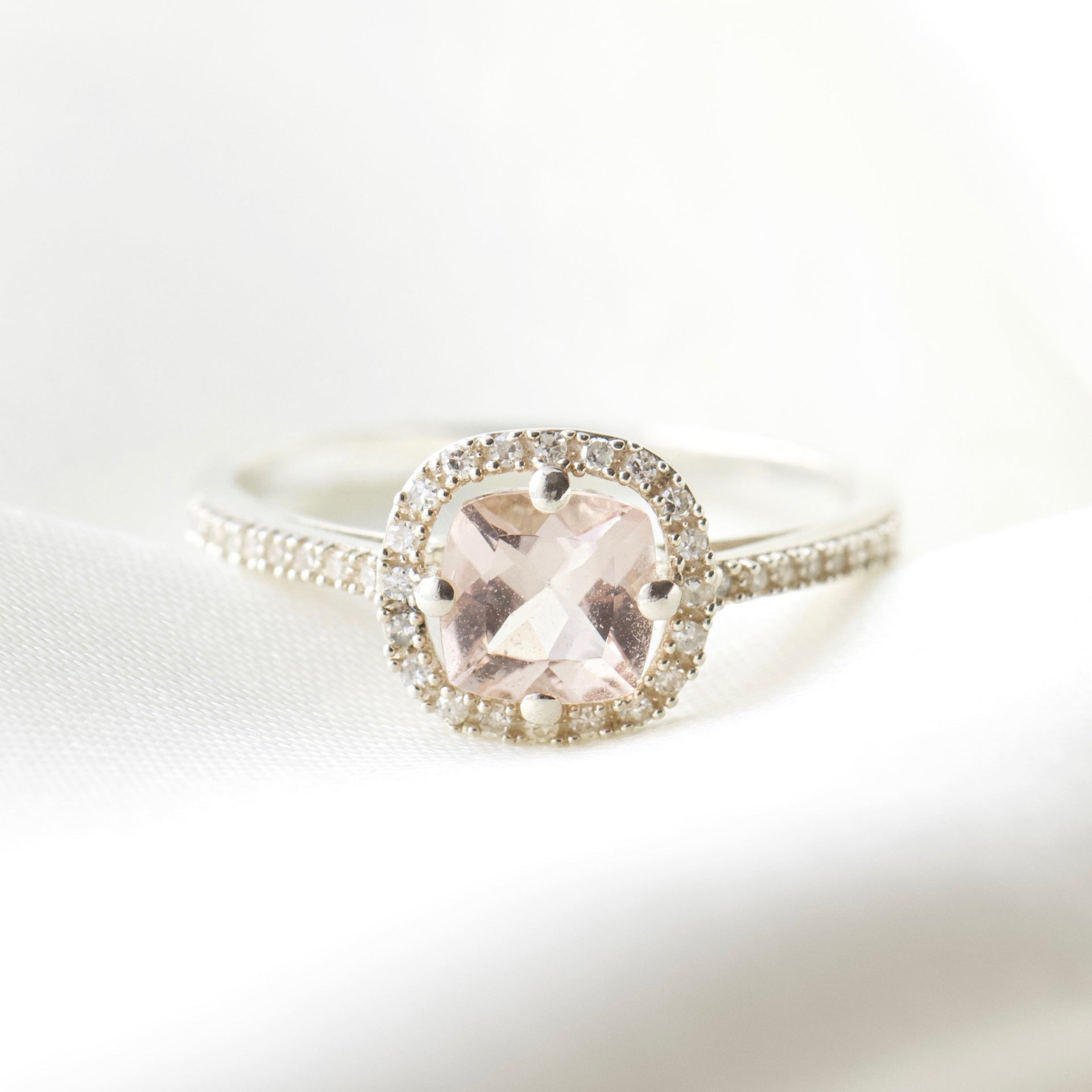 Juliet Morganite & Diamond Ring
