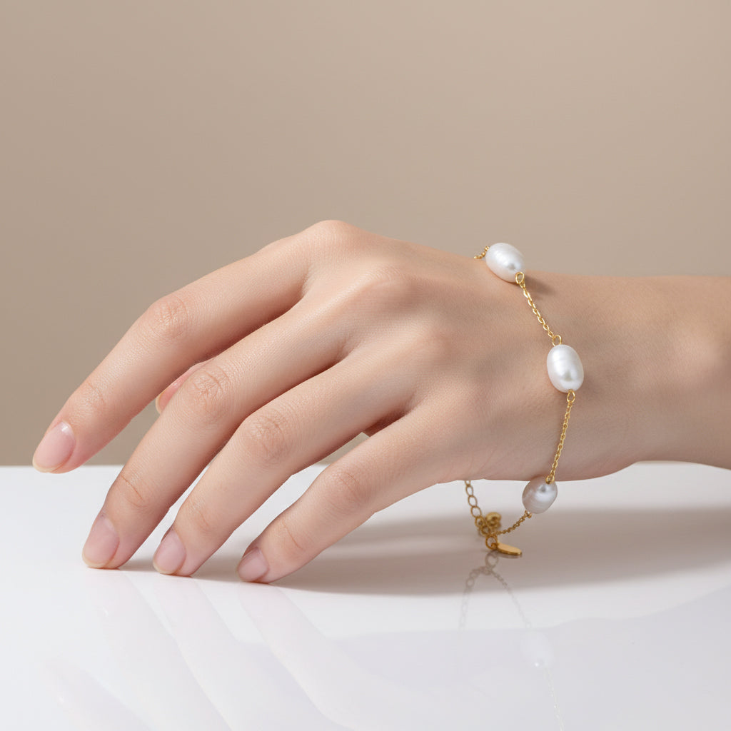 Brigitte Golden Dainty Chain Pearl Bracelet