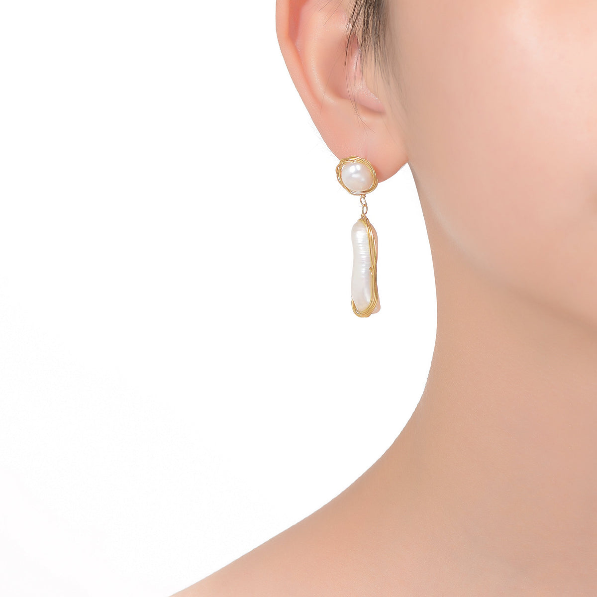 Sable Golden Pearl Dangling Earrings