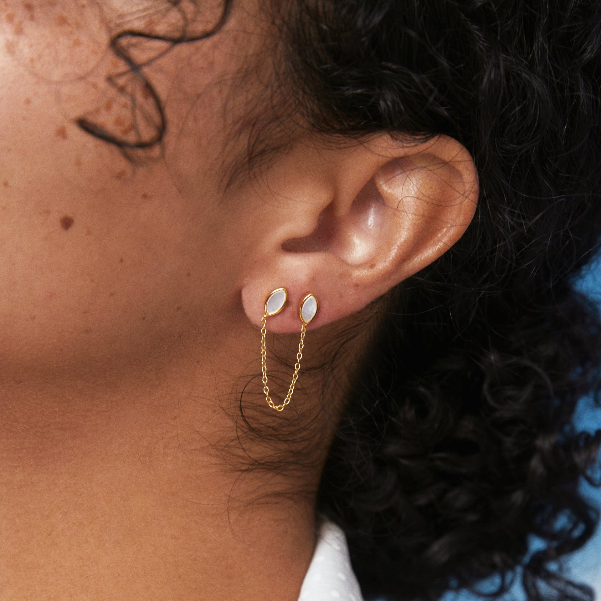 Cassia Chain Studs Gold