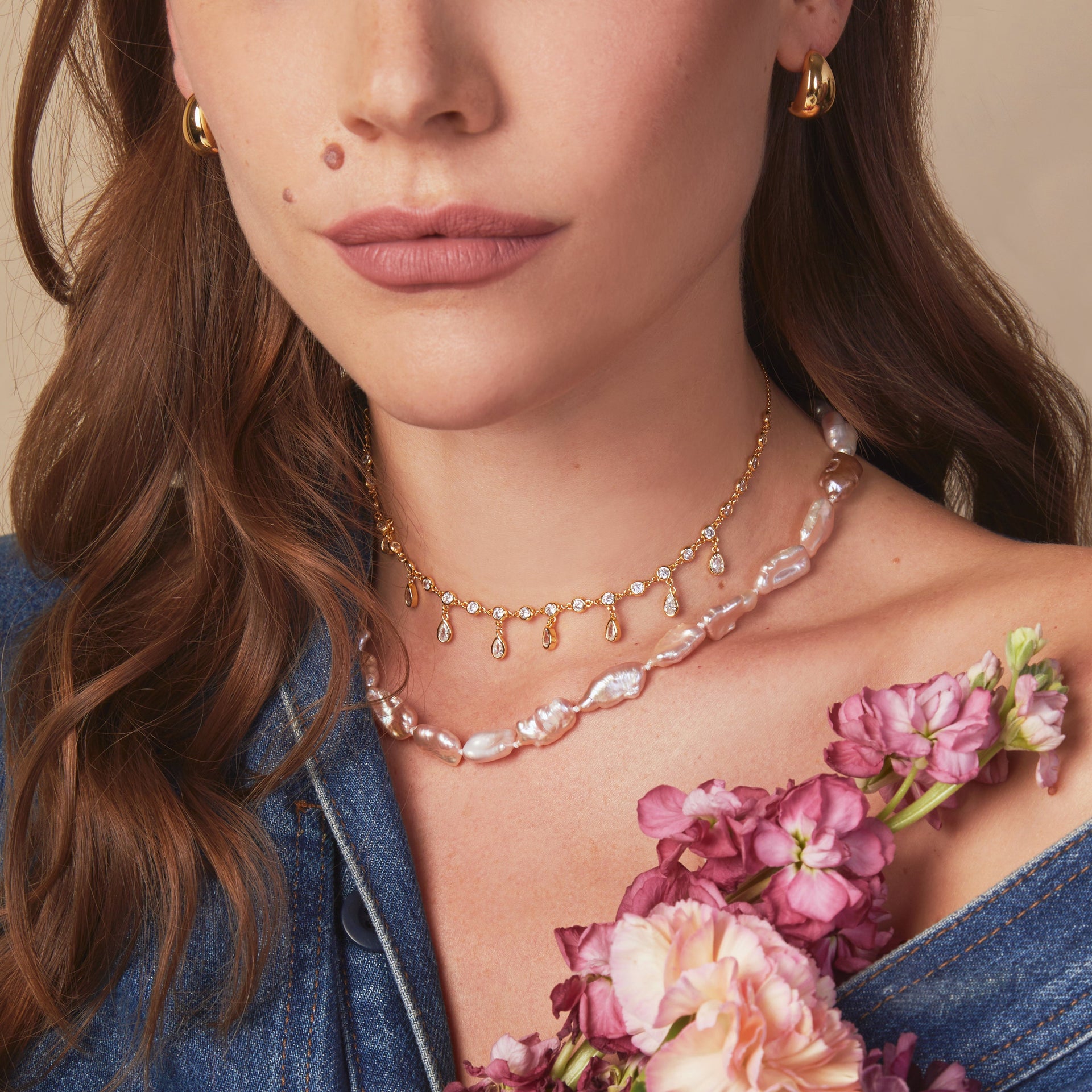 Sadie Shaker Necklace Gold