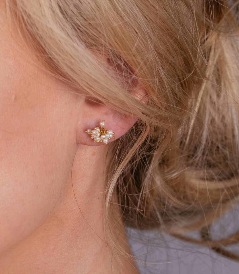 pearl-and-gold-vermeil-pompom-stud-earrings