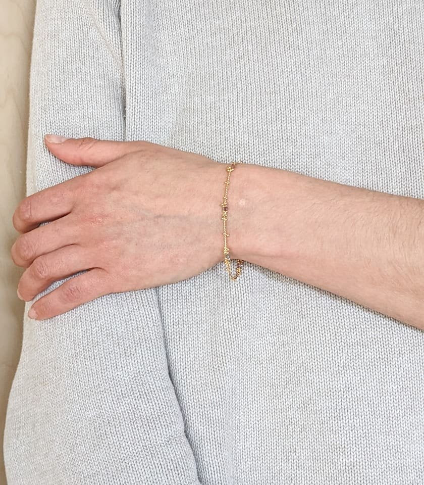 scattered-spinel-droplet-bracelet