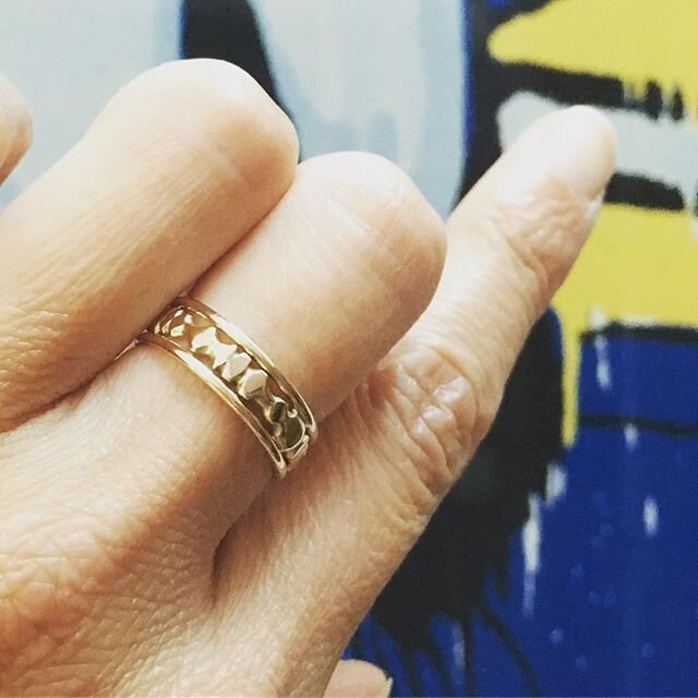 framed-pirouette-ring