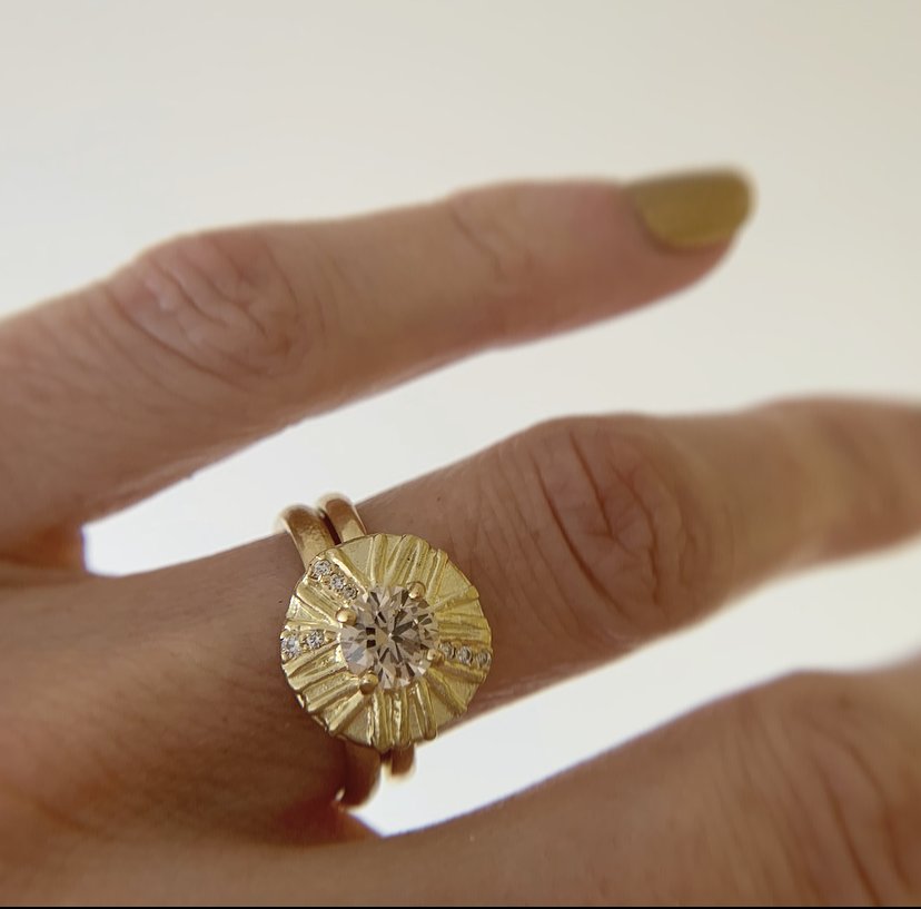 radiance-diamond-engagement-ring