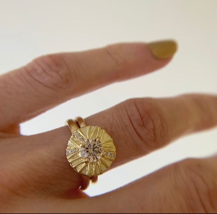 radiance-diamond-engagement-ring