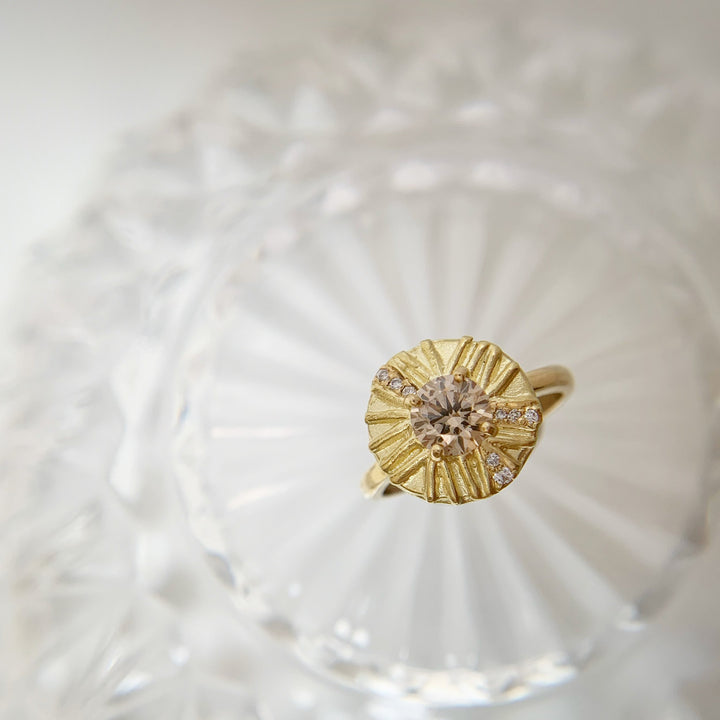 radiance-diamond-engagement-ring