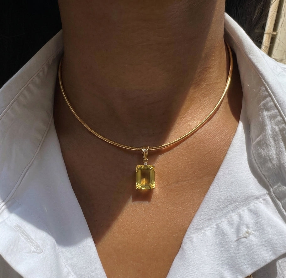GEMORA PENDANT