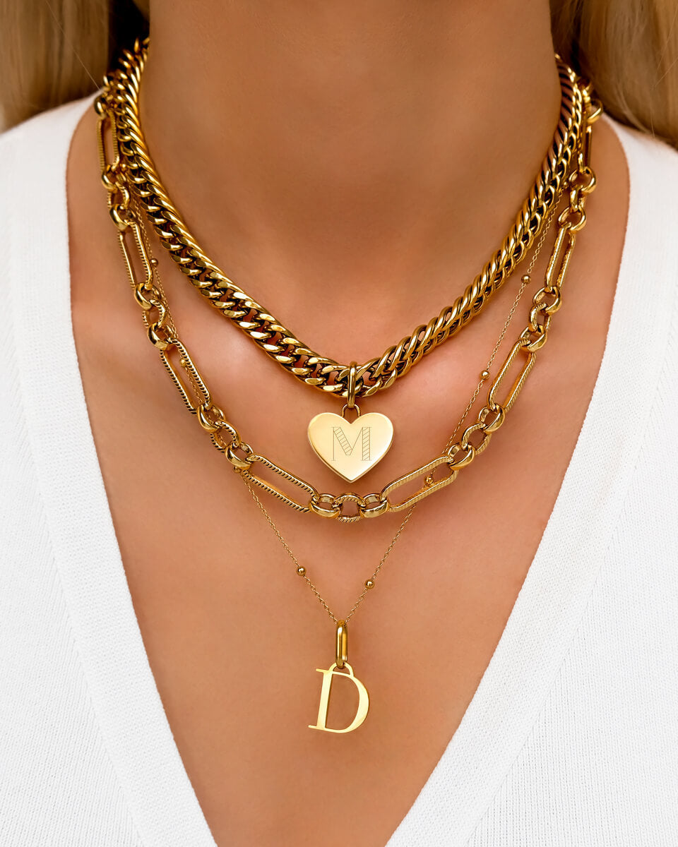 Heart Curb Chain Necklace (Gold)
