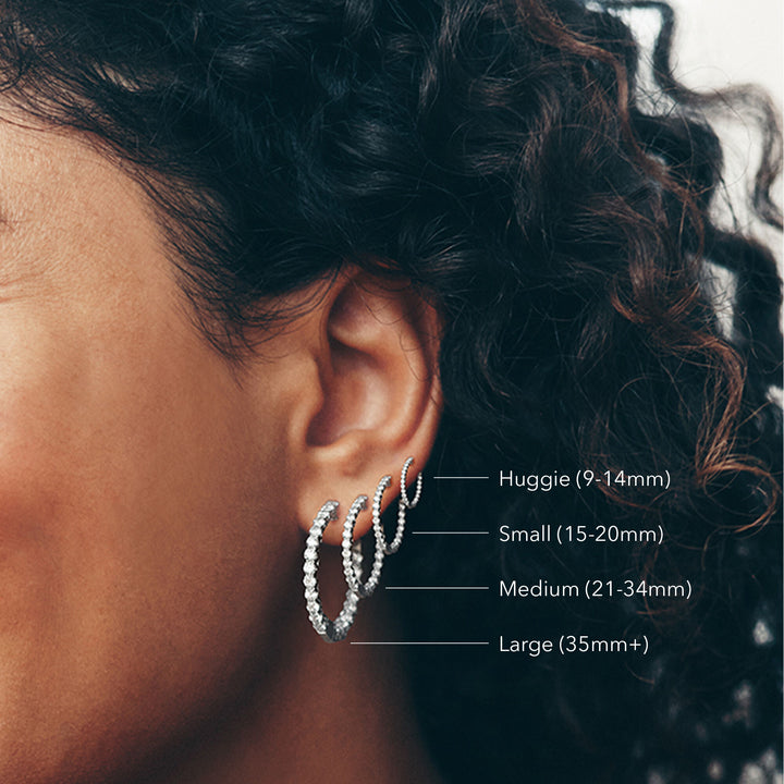 Small Oval Hoop Earrings in 14K Yellow Gold