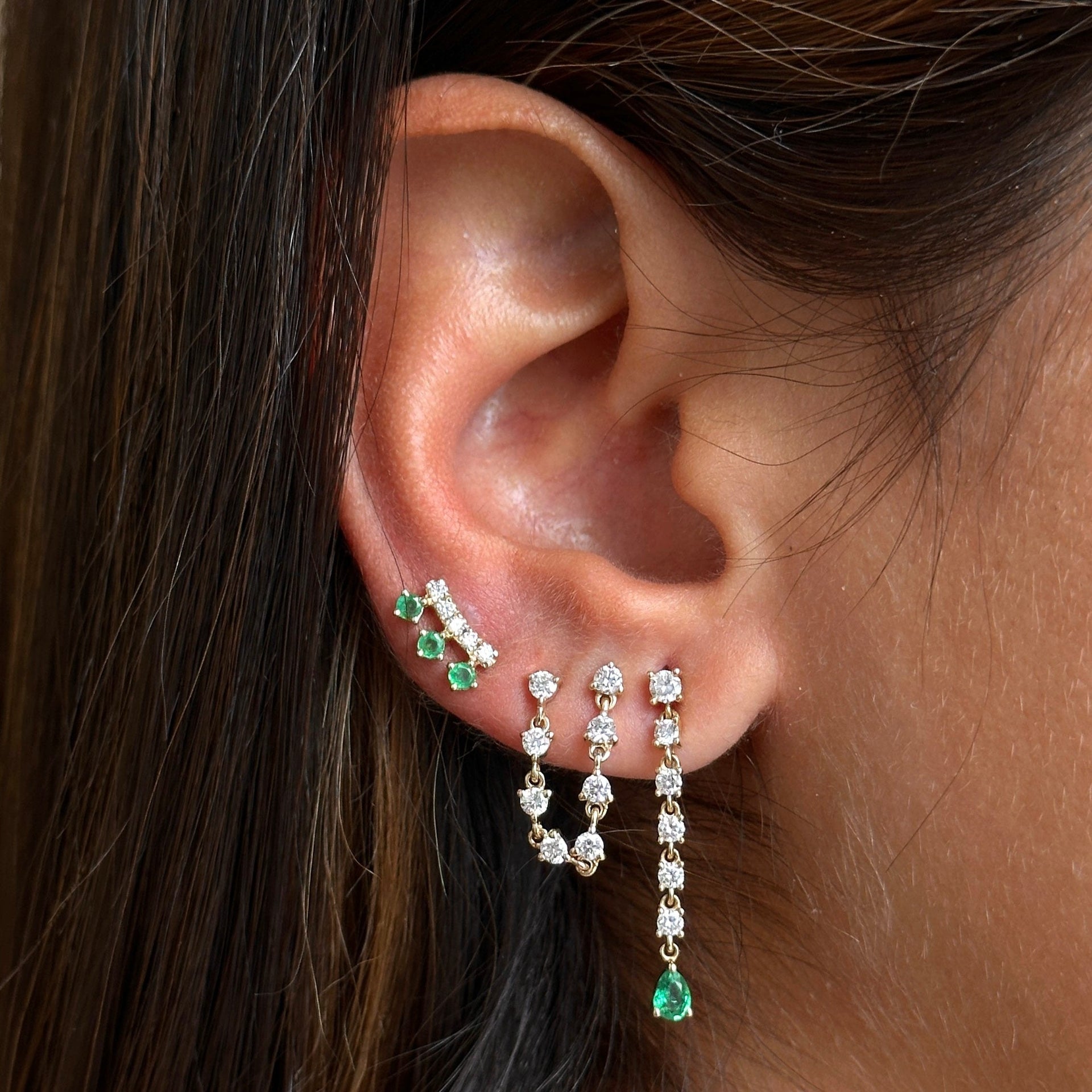 Gold Diamond Prong and Emerald Pear Drop Earring