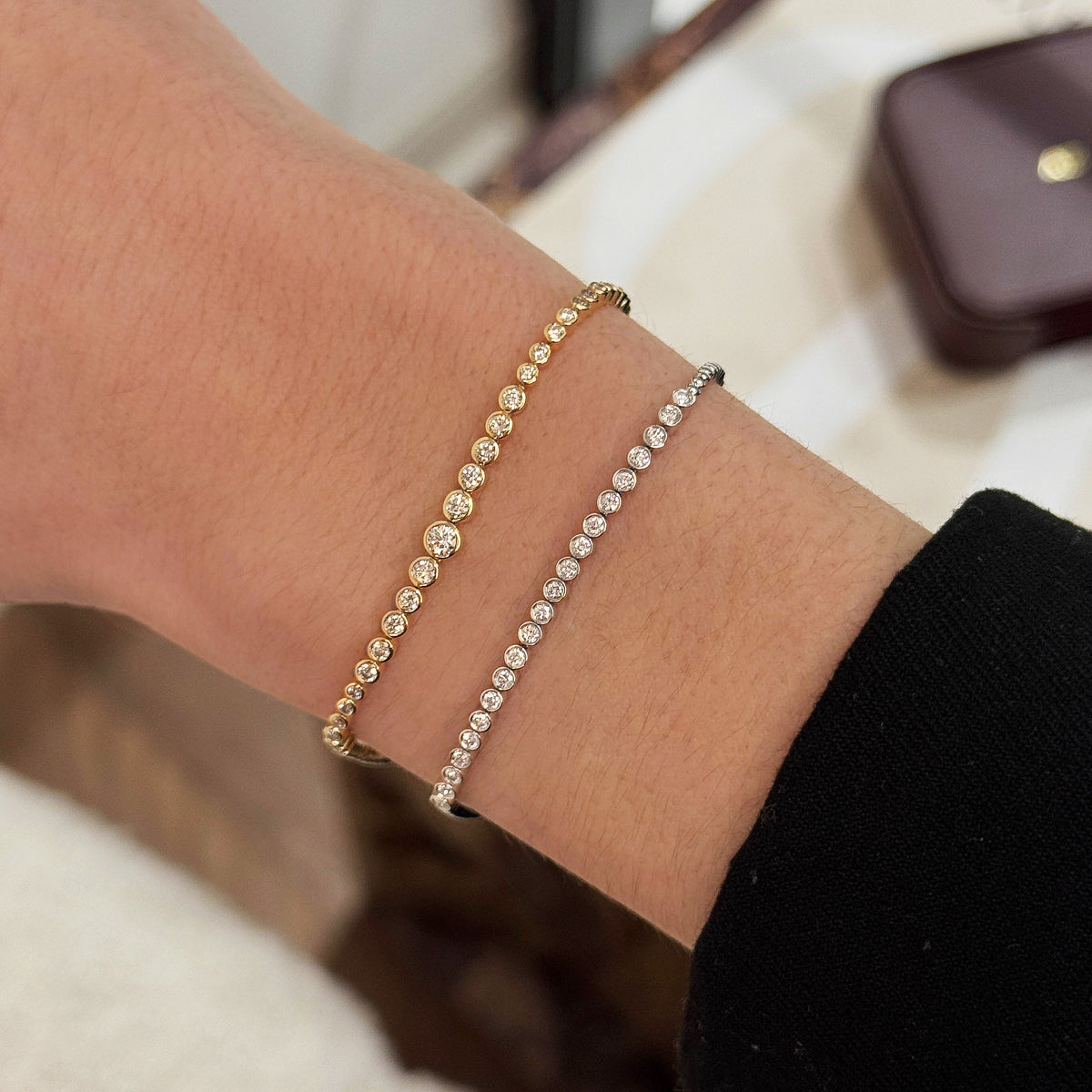 Graduated Bezel Natural Diamond Tennis Bracelet