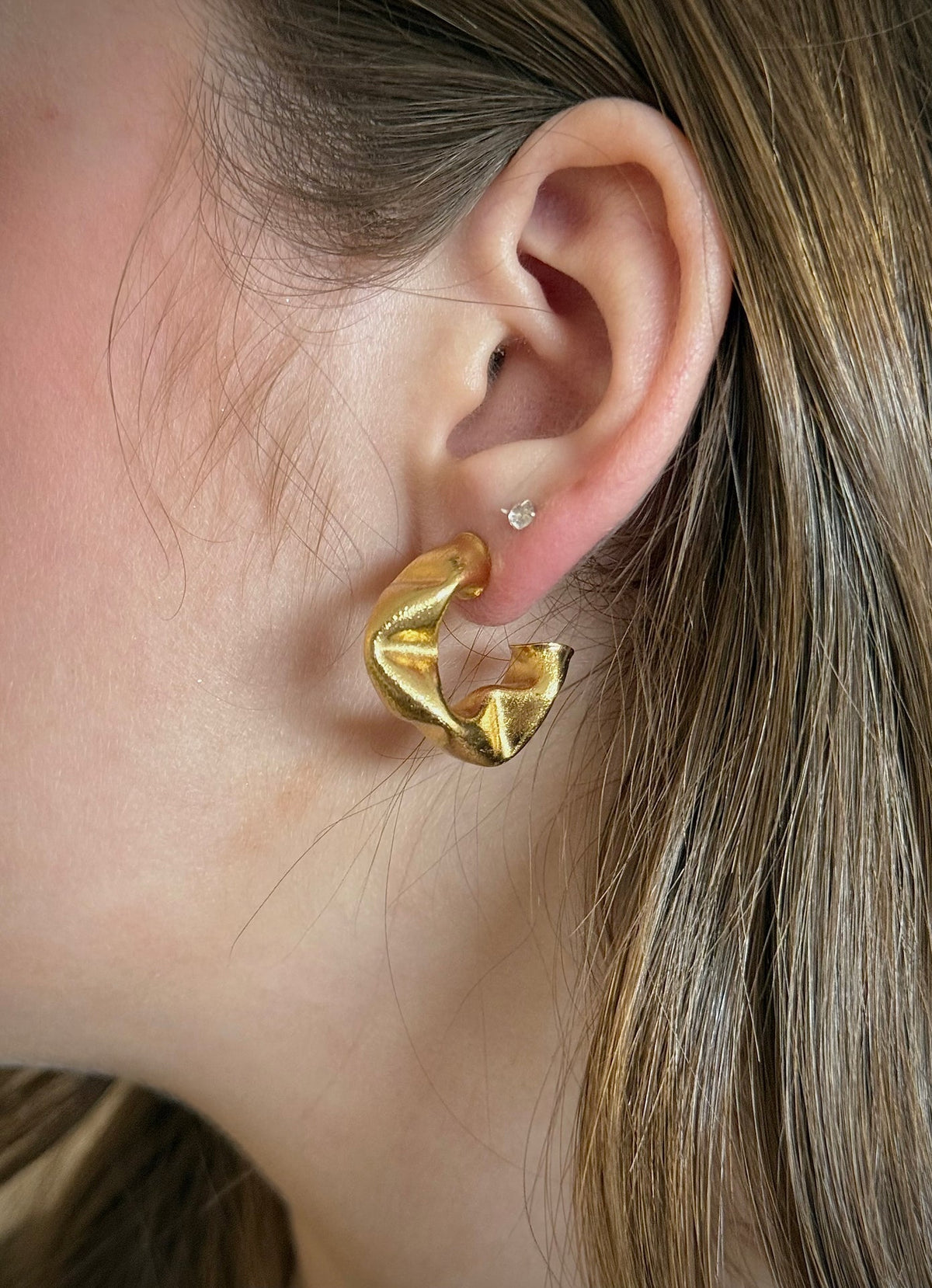 Petra Hoop Earrings