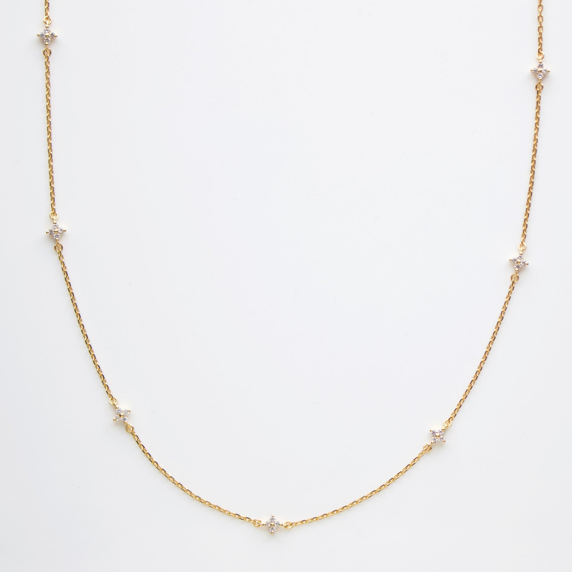 Dainty Flower Necklace