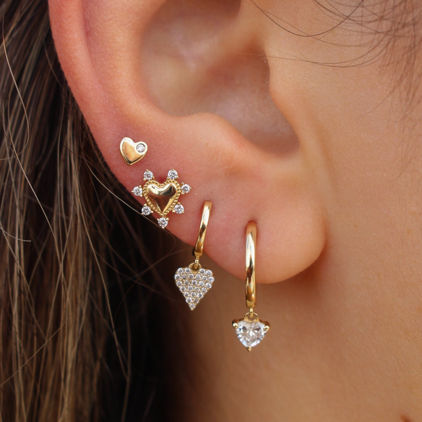 Gold Diamond Prong Heart Earring