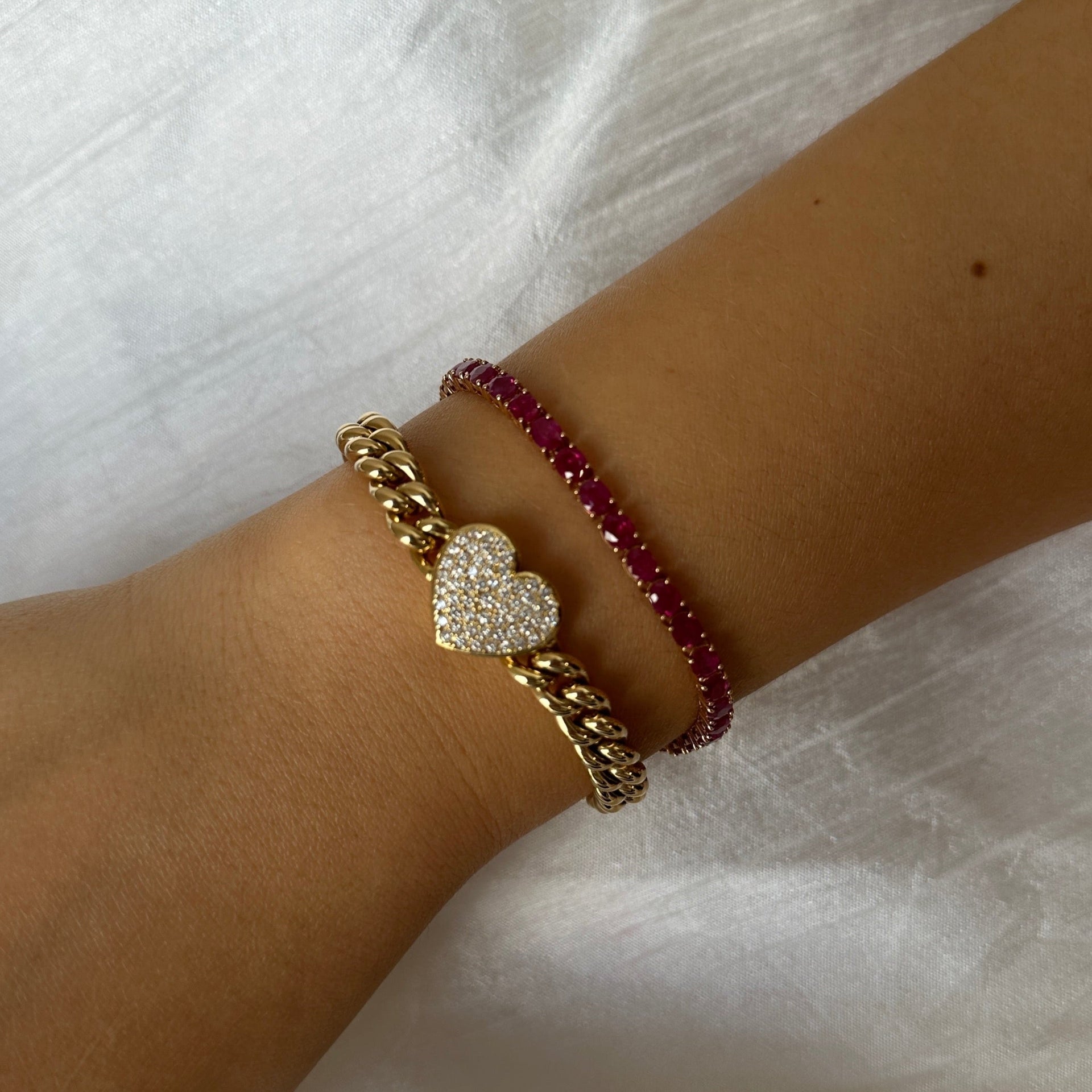 Gold Diamond Pave Heart Cuban Link Chain Bracelet