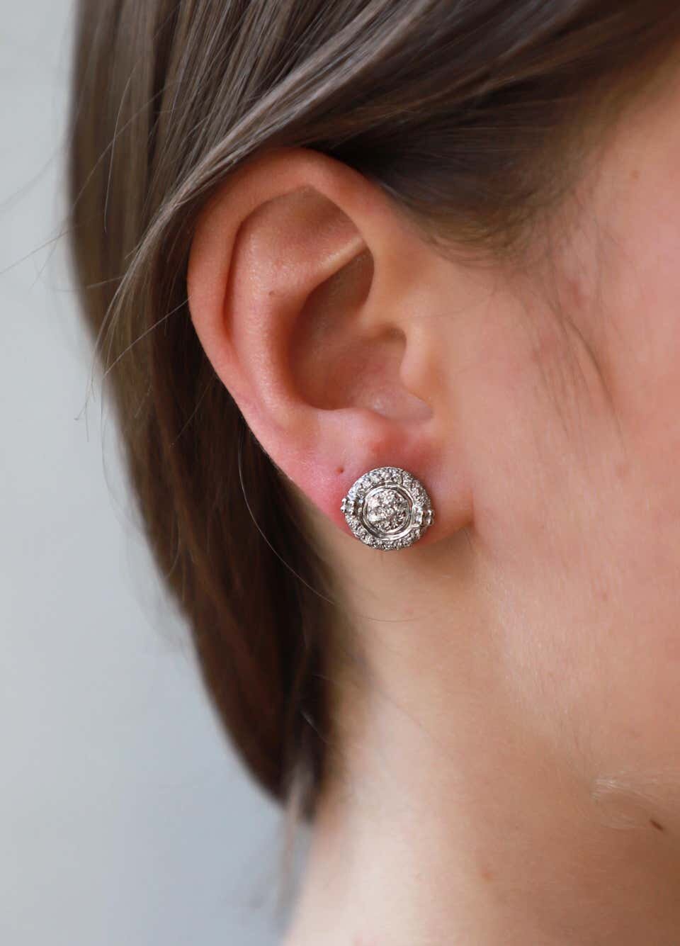 diamond-elegant-stud-earrings