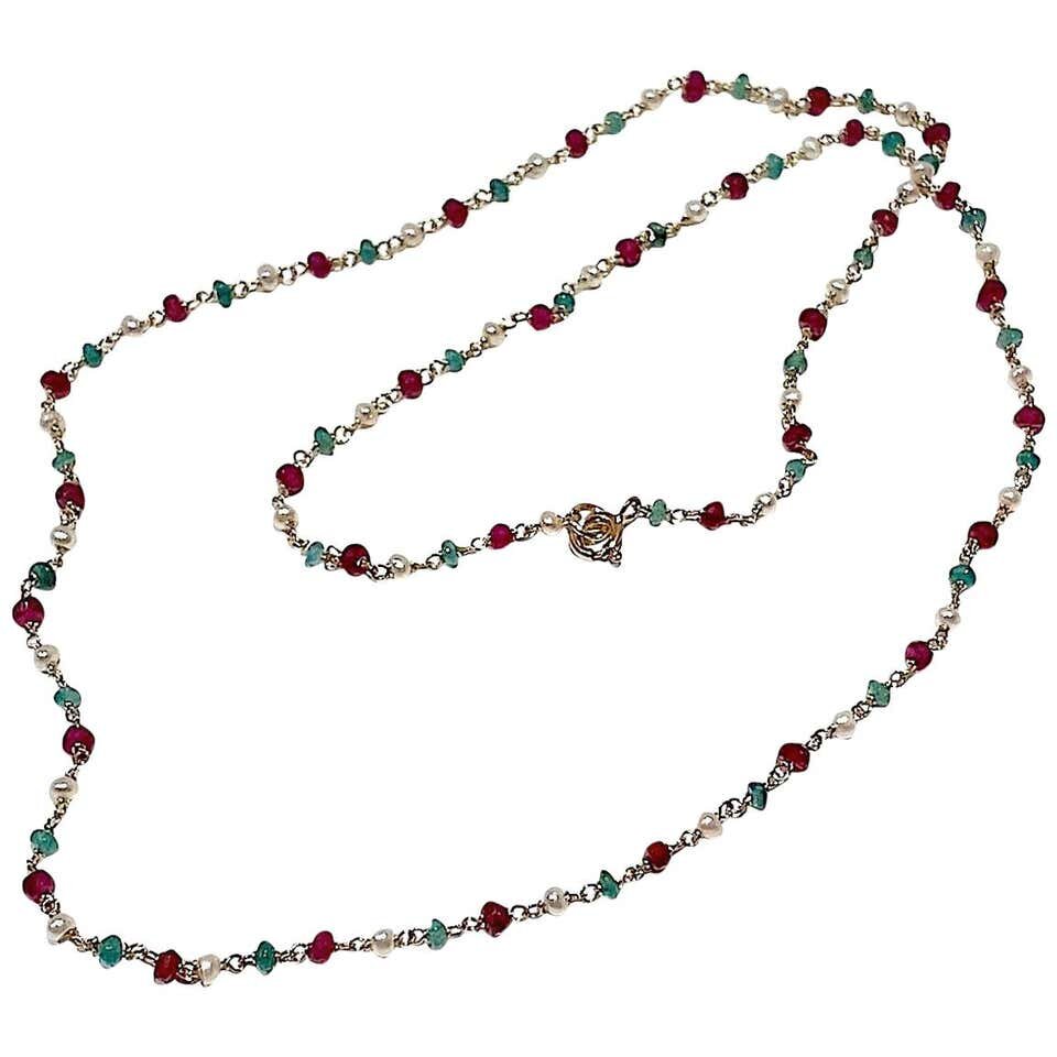 emerald-and-garnet-beaded-necklace