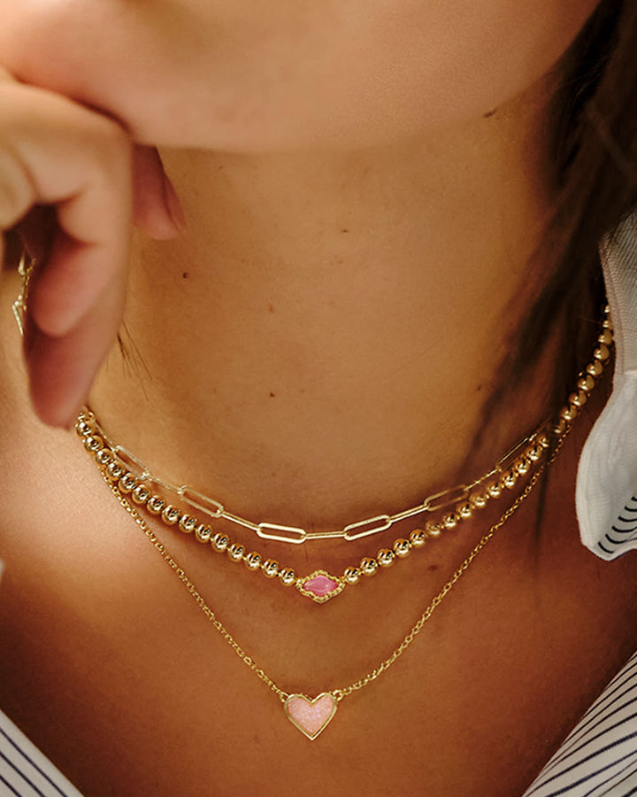 framed-ari-heart-gold-short-pendant-necklace-in-light-pink-drusy-swarovski