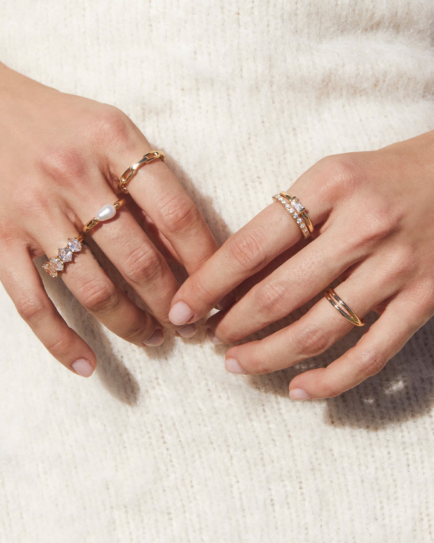 cailin-gold-band-ring-in-white-swarovski