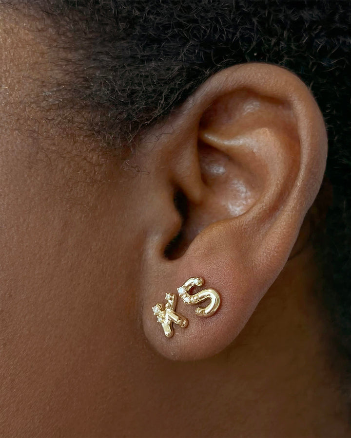 crystal-letter-s-gold-single-stud-earring-in-white-crystal-swarovski