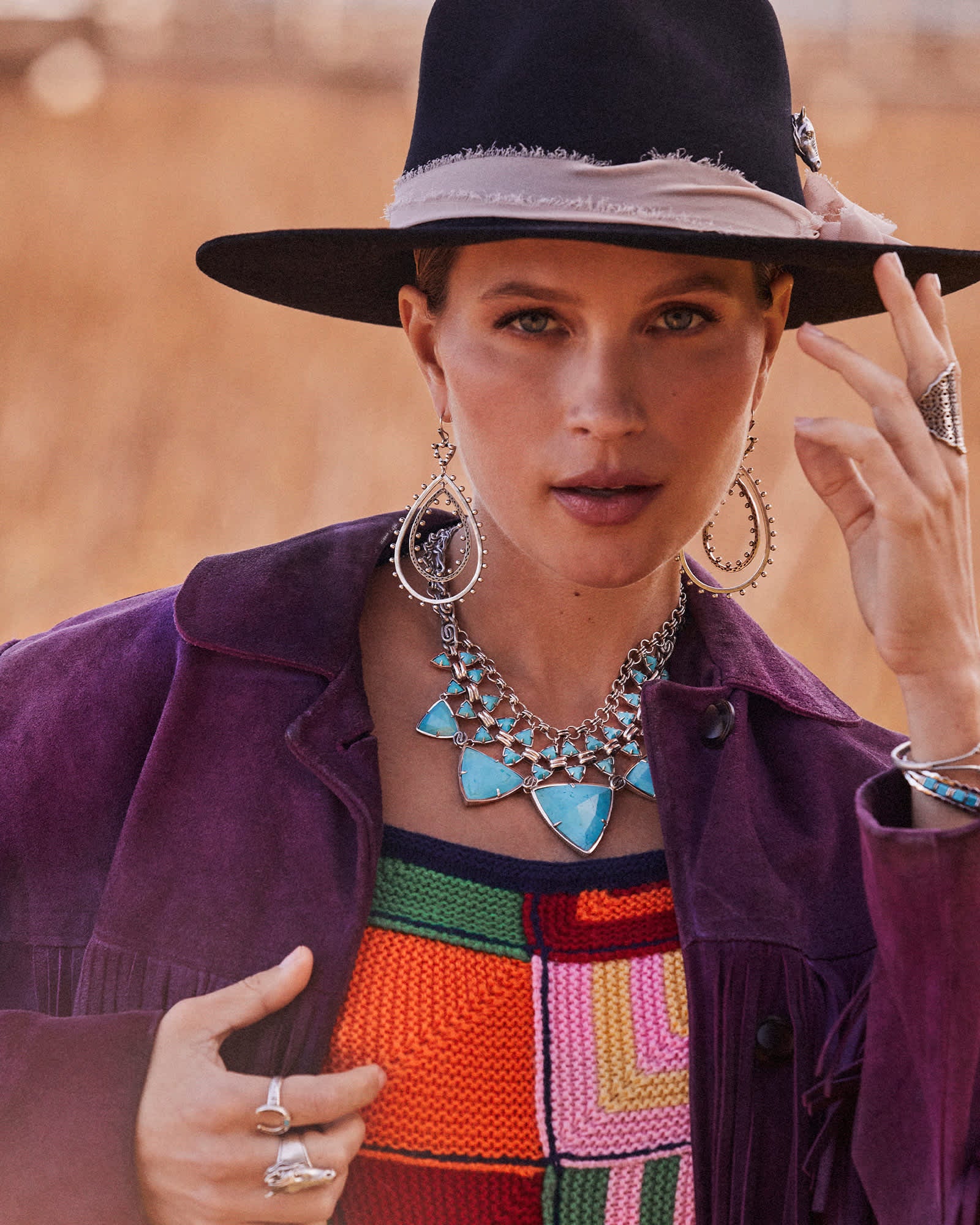 emily-vintage-silver-statement-necklace-in-variegated-turquoise-magnesite-kendra-scott