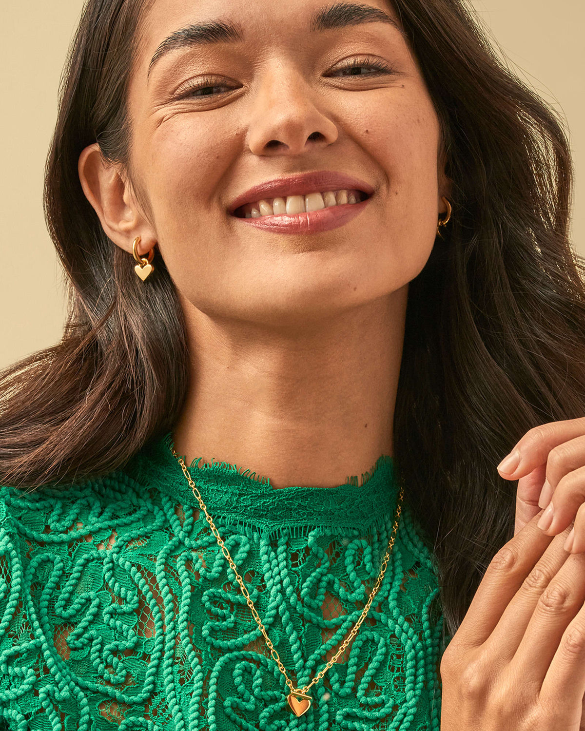 heart-padlock-huggie-earrings-in-18k-gold-vermeil-swarovski