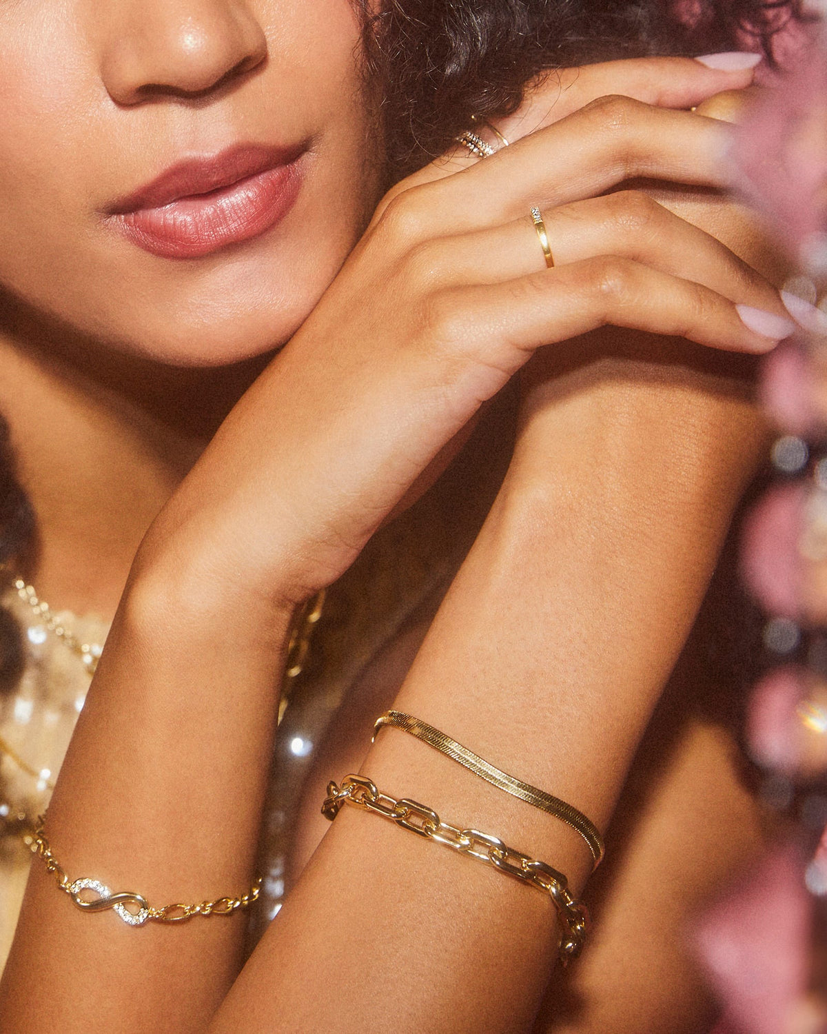 korinne-chain-bracelet-in-gold-swarovski