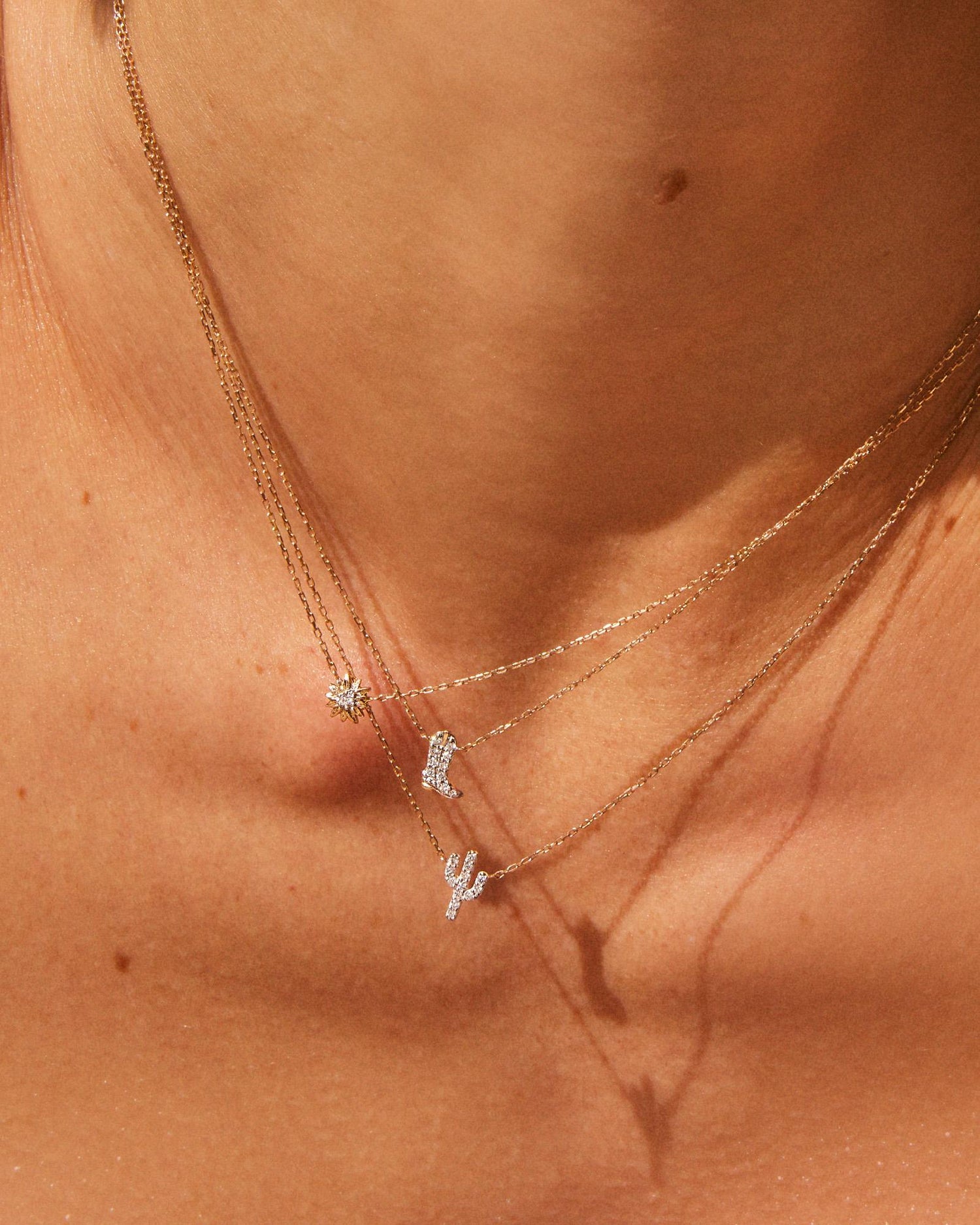maisie-18k-gold-vermeil-delicate-chain-bracelet-in-swarovski