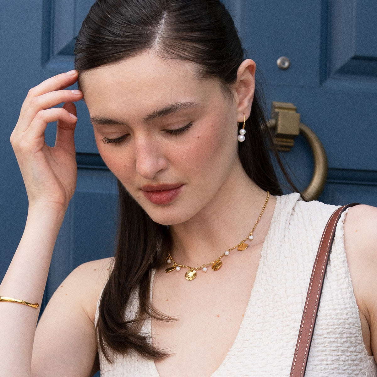 White Luna Pearl™ & Disc Collar Necklace