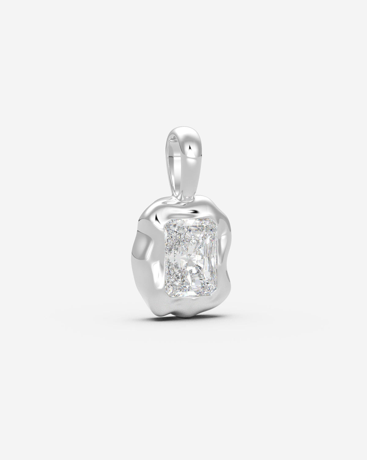 The Legacy Diamond Pendant — Radiant