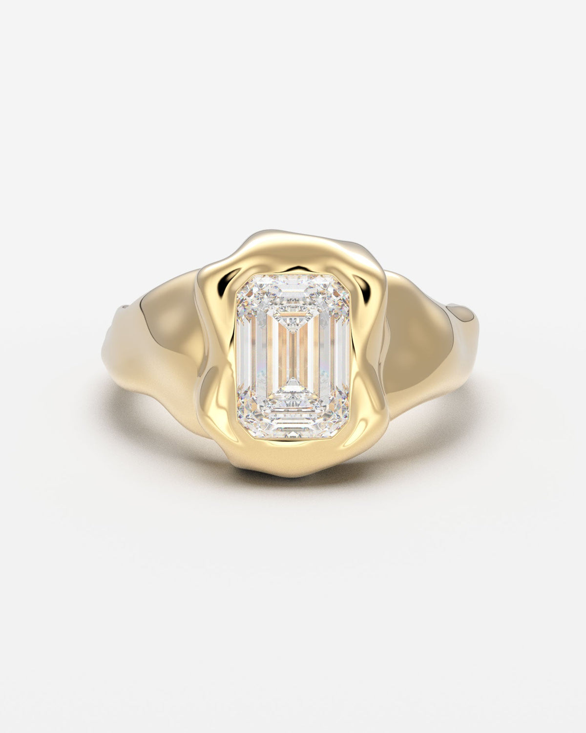 The Legacy Diamond Signet — Emerald
