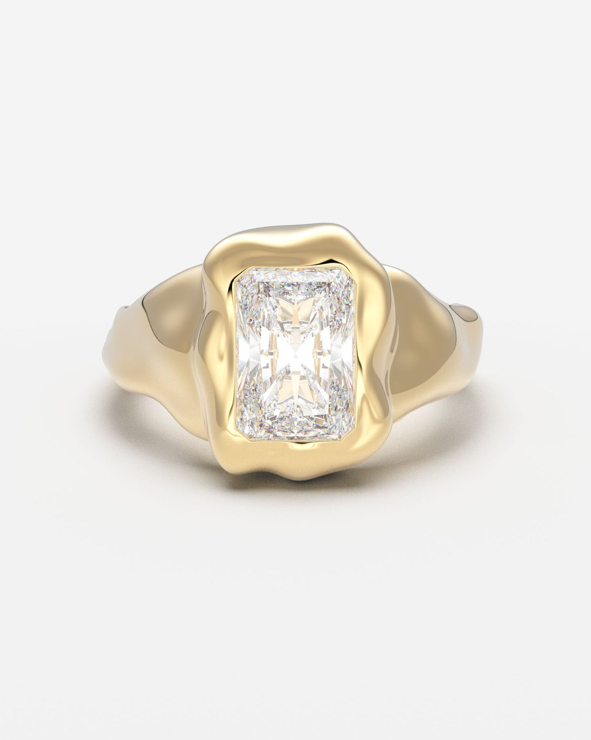 The Legacy Diamond Signet — Radiant