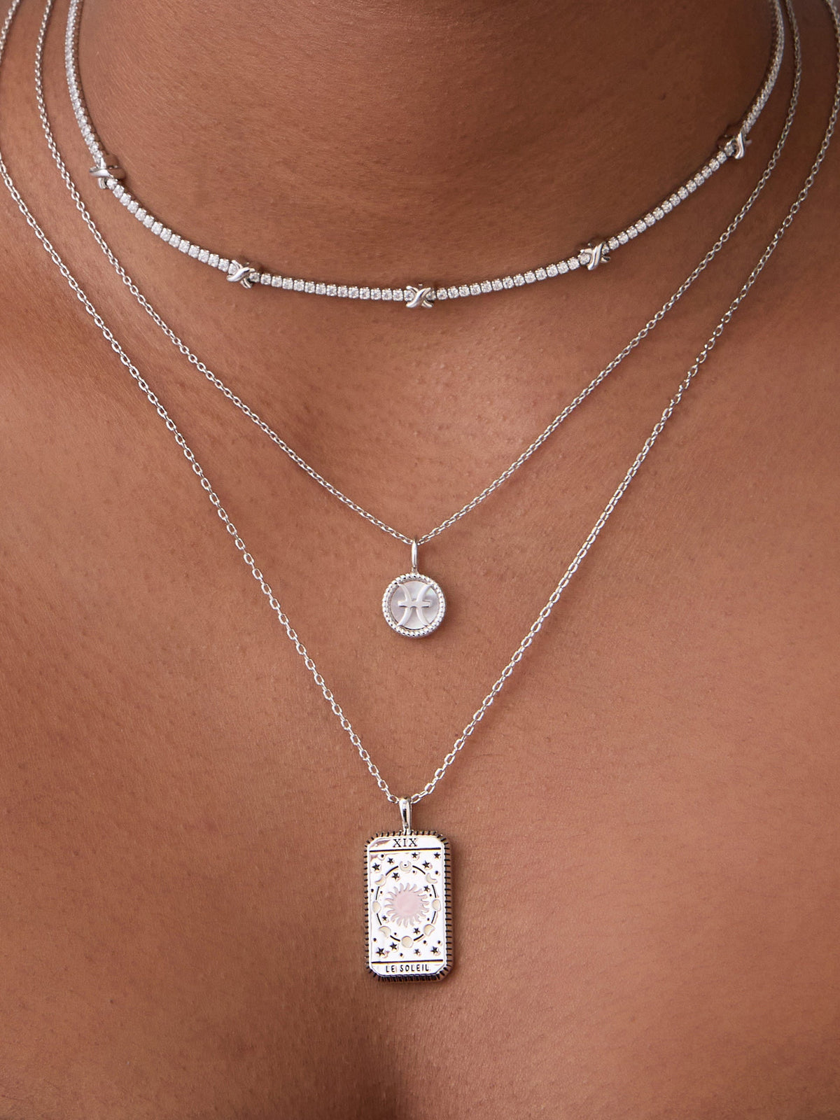 Pisces Zodiac Mother of Pearl 925 Sterling Silver Pendant