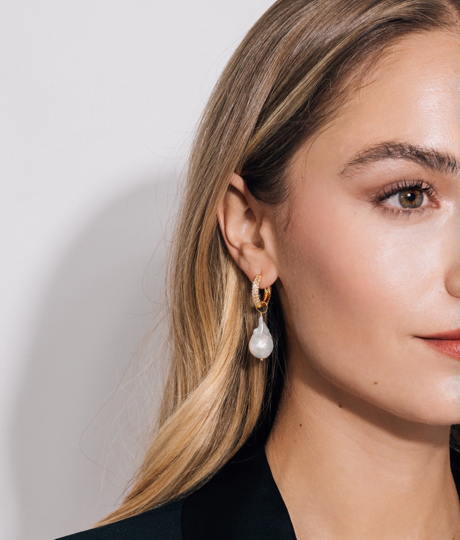 Pavé Huggie Hoops in Gold