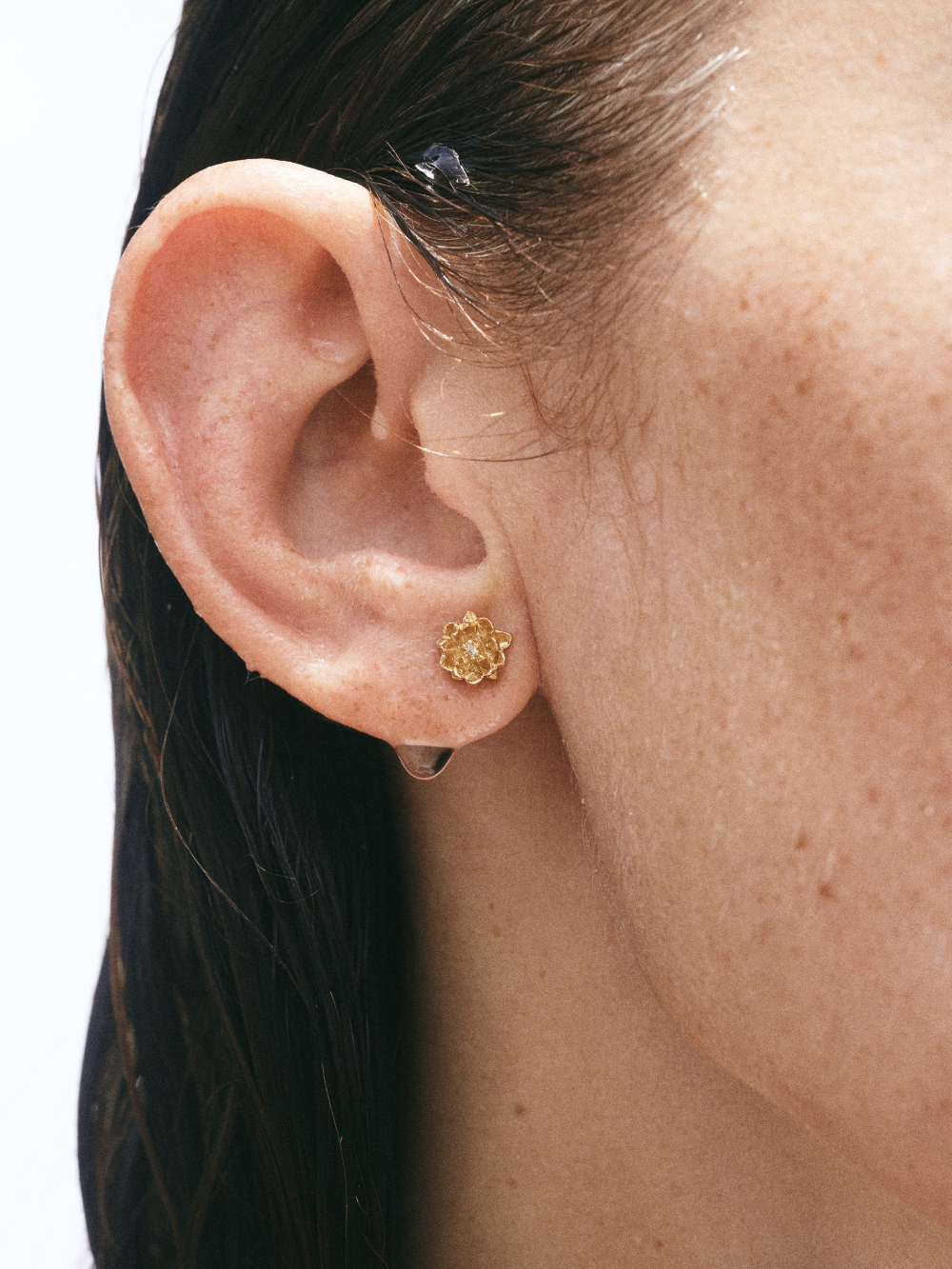 18K Lotus Studs