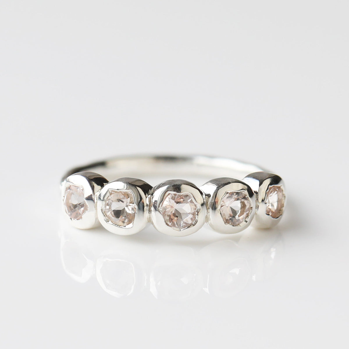 Lila Morganite Molten Ring
