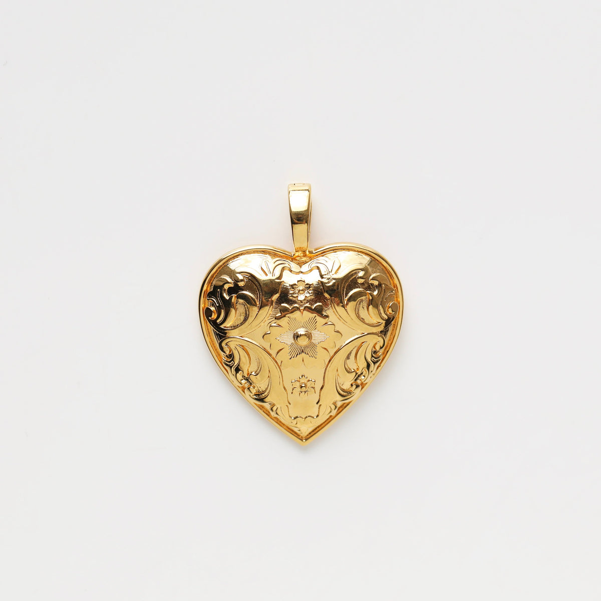 Louise Thompson Chapters Vintage Heart Pendant