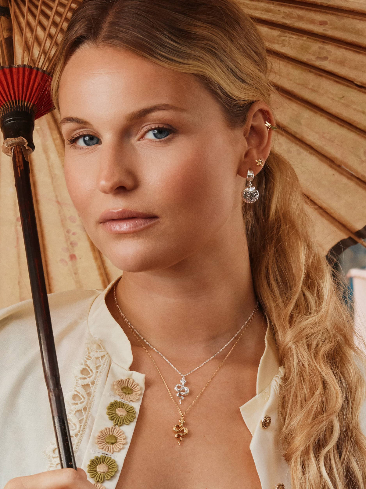 Floral Engraved Snake Necklace