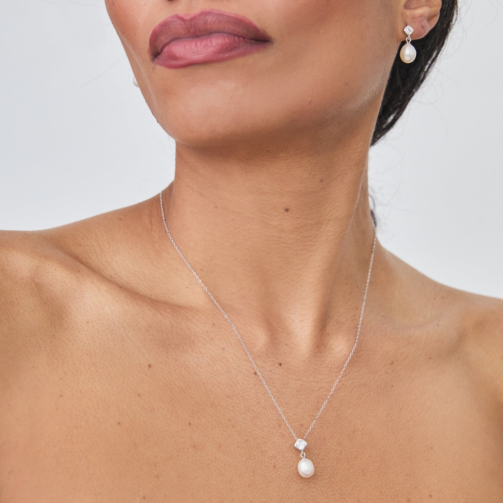 Mae Pearl Necklace Silver