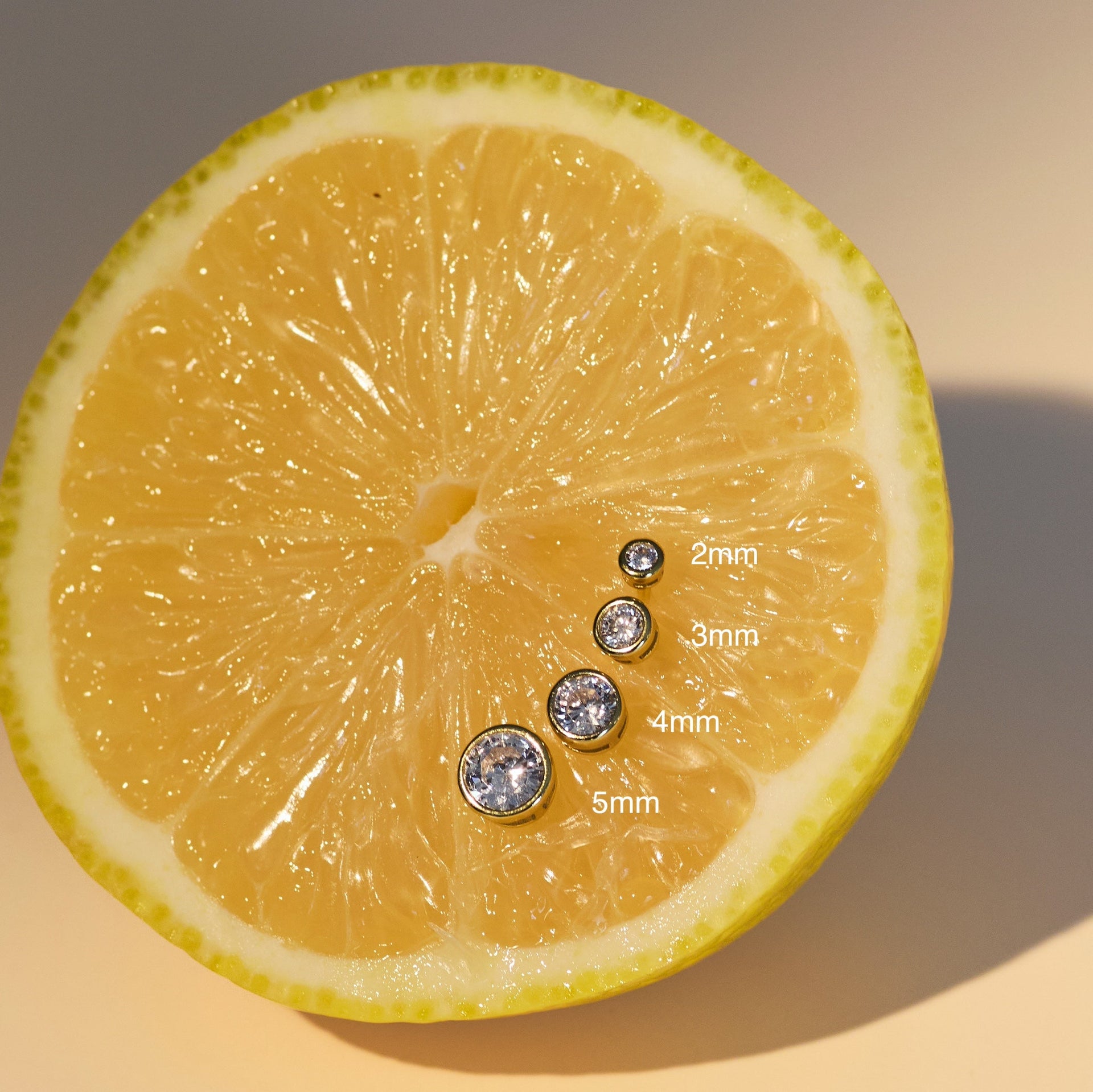 Marisol Bezel Stud 4mm