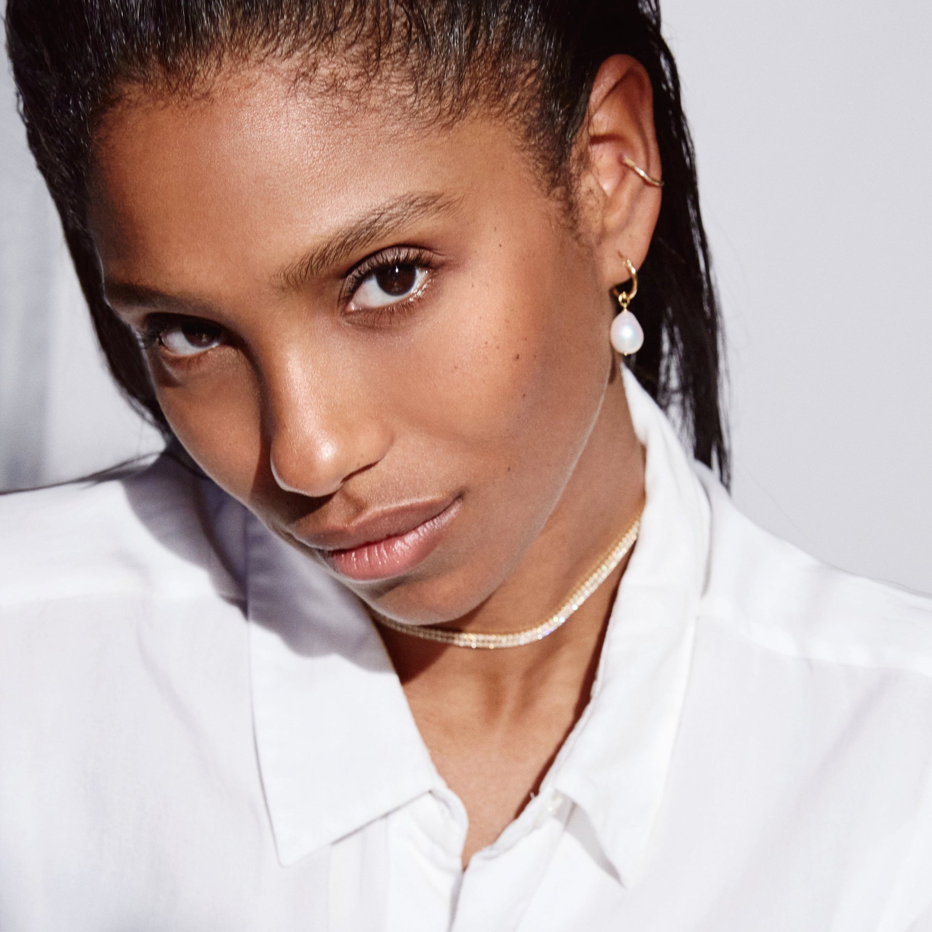 Kaia Hoop Earrings Gold Pearl