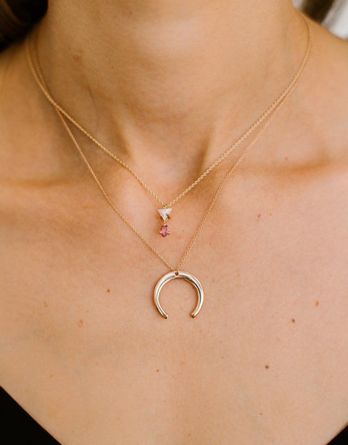 NECKLACE MOON GOLD-PLATED SMALL