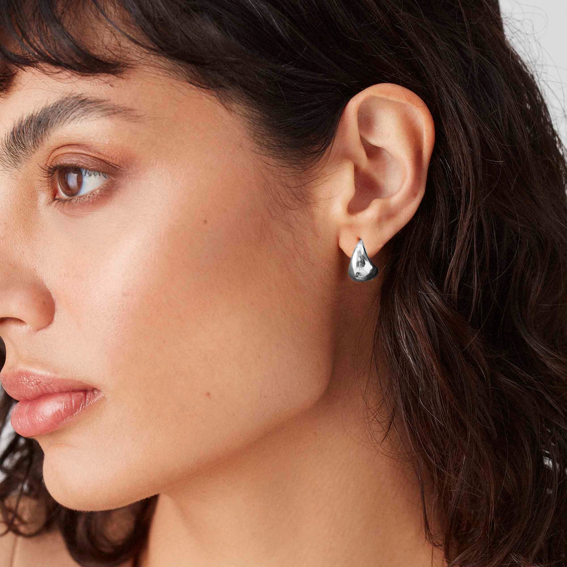 Tear drop statement studs silver